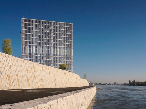 Рейнская набережная